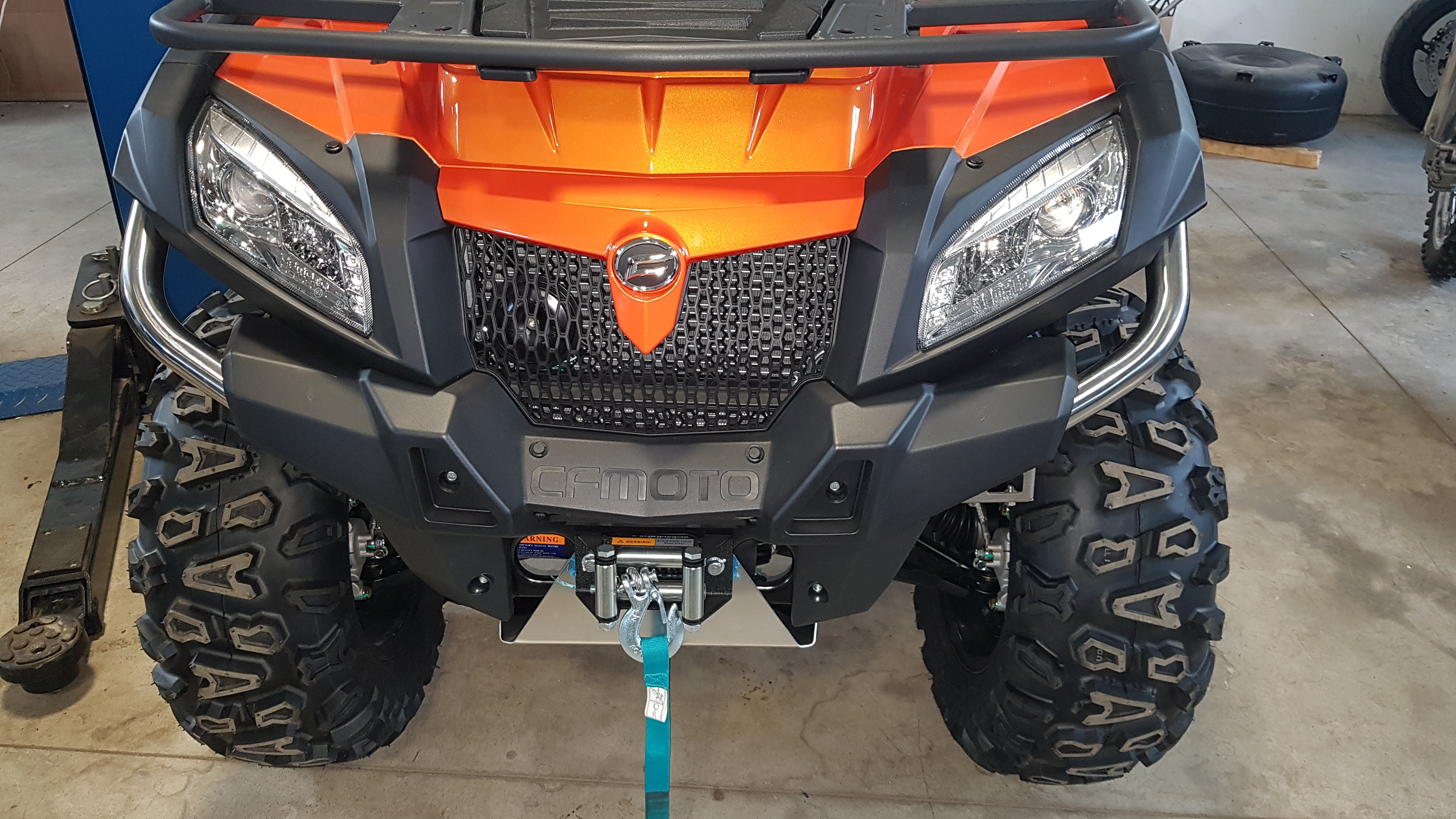 Prodám NOVOU čtyřkolku Gladiator X8 Facelift EPS ve slevové akci. NOVÝ STROJ !!!